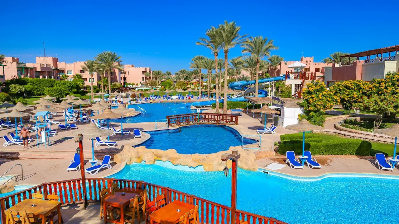 الفندق ريحانة شرم ريزورت - أكوابارك & سبا (للأزواج والعائلات فقط) - شرم الشيخ